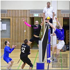 Nach dem Heimsieg gegen Waldgirmes folgt das Derby - mehr Sportfotos in meiner Bildergalerie (HEN-FOTO