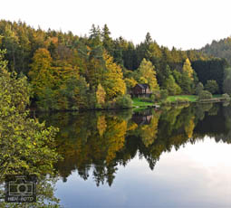 Farbenpracht am Marbach-Stausee im Odenwald - ein weiteres Ausflugsziel im Odenwald / Südhessen - mehr Fotos in meiner Bildergalerie HEN-FOTO