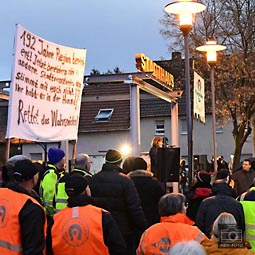 Hunderte demonstrierten heute für den Erhalt der Pfungstädter Brauerei mit einem Marsch zum Stadthaus - mehr Fotos in meiner Bildergalerie HEN-FOTO