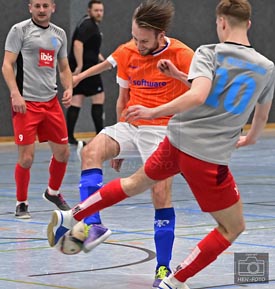 Die Futsal-Mannschaft SV Darmstadt 98 erkämpft sich ein 5:5 trotz 3 Tore Rückstand (©HEN-FOTO)