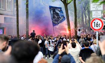 Fanmarsch SV Darmstadt 98 zum Böllenfalltor Merck Stadion 