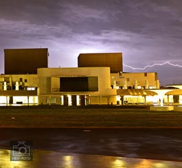 Zahlreiche Blitze über Südhessen während Gewitter mit heftigen Böen über Südhessen ( © HEN-FOTO )