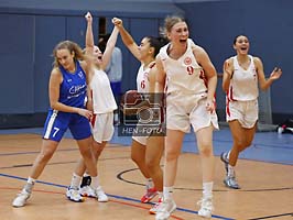 Basketball-Spielgemeinschaft Darmstadt-Roßdorf verliert in den letzten Minuten gegen Eintracht Frankfurt ( © HEN-FOTO )