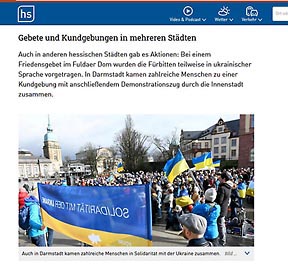 Zahlreiche Solidaritätskundgebungen werden auf www.hessenschau.de wie hier in Darmstadt aus Anlaß des 2. Jahrestages des beginnenden Angriffskrieges Russlands auf die Ukraine geannt ( © HEN-FOTO )