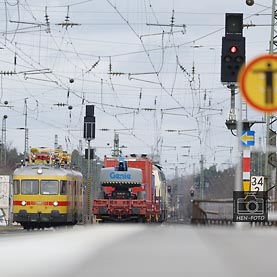 Nach Bau- und Sanierungsarbeiten ist Sperrung der Zugstrecke auf der Main-Neckar-Bahn ab Montag 26. Februar 2024 5 Uhr wieder freigegeben ( © HEN-FOTO )