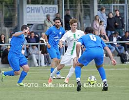 Für Tabellenführer SV St. Stephan trafen Philip Root (2x), Tim Luca Wilfer und Jayden Dean gegen einen torlosen FC Ober-Ramstadt ( Fotogalerie © Peter Henrich / HEN-FOTO )