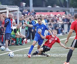 In der Fussball Saison 2024 2025 verliert in der Gruppenliga Relegation Hellas Darmstadt das Rückspiel gegen TSV Höchst (2:4) (Fotogalerie © Peter Henrich / HEN-FOTO)