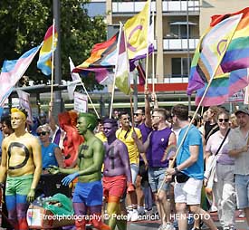 Foto-Impressionen von der CSD-Parade in Frankfurt / Main: Nie wieder still - Frankfurt ist #laut (Fotogalerie © Peter Henrich / HEN-FOTO)