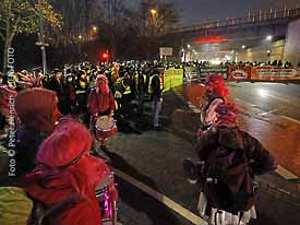 Demonstration Kundgebung Proteste von zigtausend Menschen gegen Gründungskongress der AfD-Jugendorganisation in den Messehallen in Gießen (Foto © Peter Henrich / HEN-FOTO)