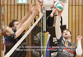Am 12. Spieltag in der Regionalliga Südwest bezwingen die Spieler von DSW Darnstadt den SSC Vellmar mit 3:1 (Sportfotografie © Peter Henrich)