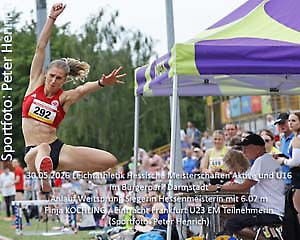Leichtathletik Hessische Meisterschaften Aktive und U16 im Bürgerpark Darmstadt Anlauf Weitsprung Hessenmeisterin mit 6.07 m Finja KÖCHLING / Eintracht Frankfurt U23 EM Teilnehmerin (Foto: Peter Henrich) Leichtathletik Hessische Meisterschaften Aktive und U16 im Bürgerpark Darmstadt Anlauf Weitsprung Hessenmeisterin mit 6.07 m Finja KÖCHLING / Eintracht Frankfurt U23 EM Teilnehmerin (Foto: Peter Henrich)