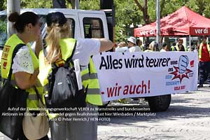 Aufruf der Dienstleistungsgewerkschaft VERDI zu Warnstreiks und bundesweiten Aktionen im Einzel- und Goßhandel gegen Reallohnverlust in der aktuellen Verhandlungsrunde (Foto © Peter Henrich / HEN-FOTO) Aufruf der Dienstleistungsgewerkschaft VERDI zu Warnstreiks und bundesweiten Aktionen im Einzel- und Goßhandel gegen Reallohnverlust in der aktuellen Verhandlungsrunde (Foto © Peter Henrich / HEN-FOTO)