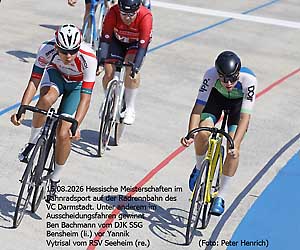 Bei den Hessischen Meisterschaften auf der Radrennbahn des VC Darmstadt holt Ben Bachmann / DJK SSG Bensheim vor Yannik Vytrisal / RSV Seeheim mehrere Meister Titel (Fotogalerie © Peter Henrich / HEN-FOTO)